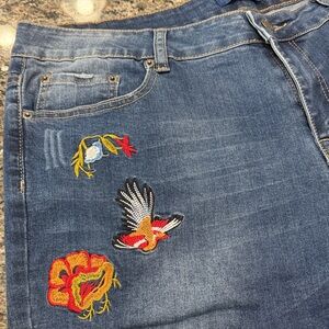 🐦‍🔥 Beautiful Embroidered Skinny Jeans with Firebird Detail